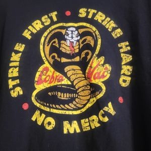 COBRA KAI men's size XL t-shirt